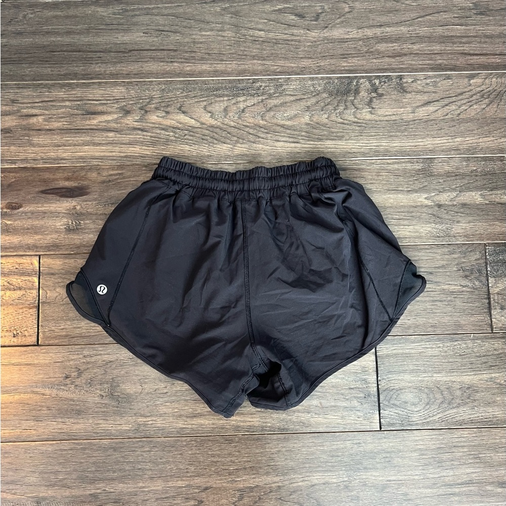 Lululemon Hotty Hot High-Rise Lined Short 2.5”